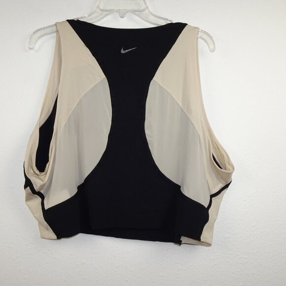NWT Nike Black and Cream Tank Top - Picture 4 of 9
